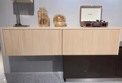 Nochmals REDUZIERT! Next902 Wohnwand in Wagenhofen Koje OG11 